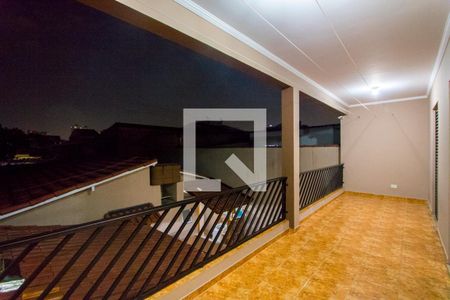 Casa à venda com 293m², 3 quartos e 3 vagas Casa à venda com 293m², 3 quartos e 3 vagasVaranda do quarto 2 e 3