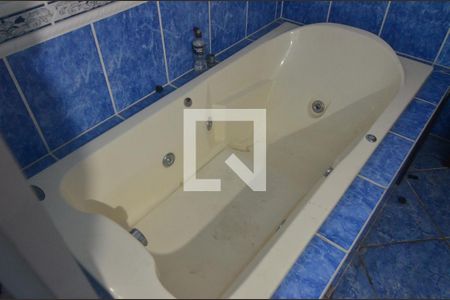 Casa à venda com 110m², 4 quartos e 3 vagasBanheiro suíte