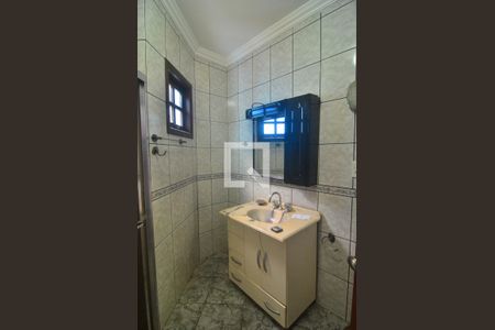 Casa à venda com 110m², 4 quartos e 3 vagasBanheiro social