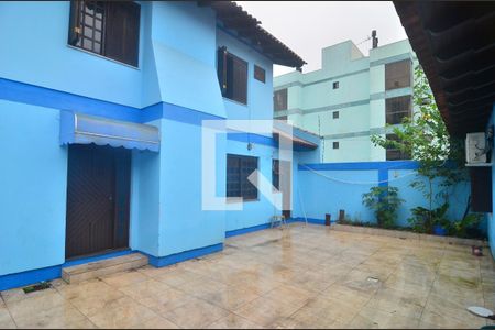 Casa à venda com 110m², 4 quartos e 3 vagasPátio