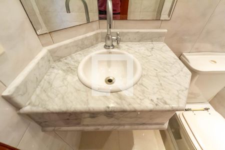 Apartamento à venda com 220m², 4 quartos e 4 vagasLavabo