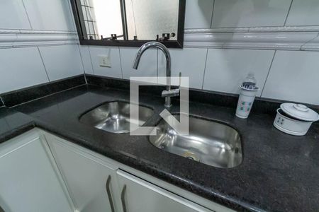 Apartamento à venda com 220m², 4 quartos e 4 vagasCozinha
