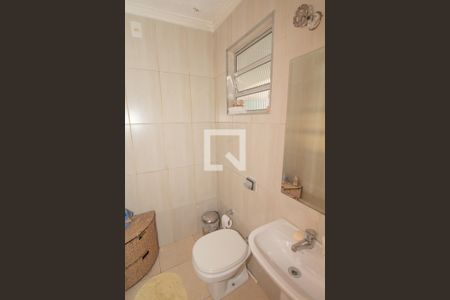 Casa à venda com 130m², 2 quartos e 2 vagasBanheiro Inferior