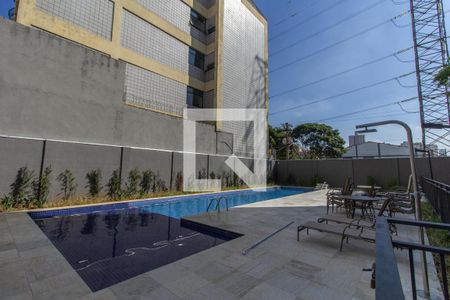 Apartamento à venda com 34m², 2 quartos e sem vaga Apartamento à venda com 34m², 2 quartos e sem vagaÁrea comum - Piscina