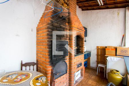 Casa à venda com 240m², 5 quartos e 2 vagas Casa à venda com 240m², 5 quartos e 2 vagasCasa 2 - Quintal/Espaço gourmet