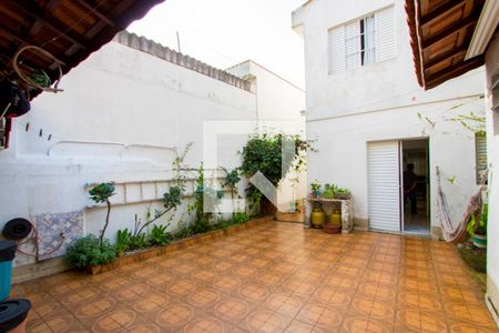 Casa à venda com 240m², 5 quartos e 2 vagas Casa à venda com 240m², 5 quartos e 2 vagasCasa 2 - Quintal/Espaço gourmet