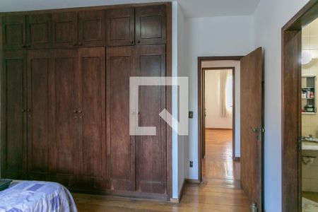 Apartamento à venda com 141m², 3 quartos e 2 vagas Apartamento à venda com 141m², 3 quartos e 2 vagasQuarto 3 - Suíte