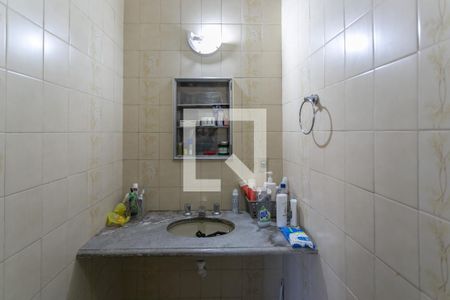 Apartamento à venda com 141m², 3 quartos e 2 vagas Apartamento à venda com 141m², 3 quartos e 2 vagasBanheiro da Suíte