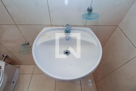 Casa à venda com 180m², 3 quartos e 3 vagasBanheiro 3