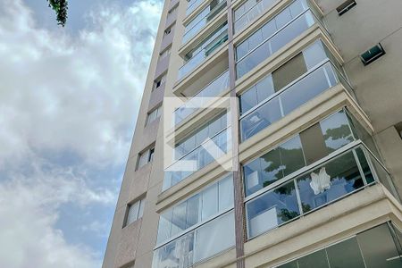 Apartamento para alugar com 55m², 1 quarto e 1 vagaFachada + plaquinha