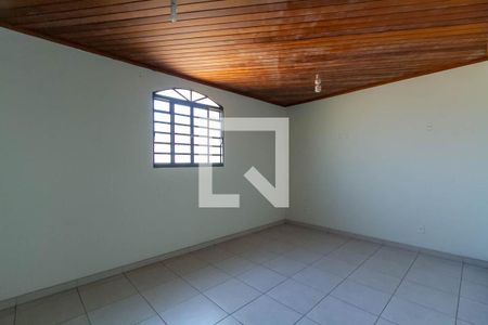 Casa à venda com 280m², 5 quartos e 3 vagas Casa à venda com 280m², 5 quartos e 3 vagasQuarto 4
