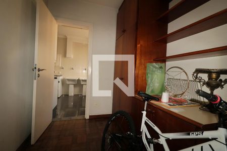 Apartamento à venda com 245m², 4 quartos e 3 vagasQuarto de Serviço