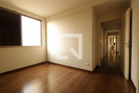 Apartamento à venda com 245m², 4 quartos e 3 vagasSuite