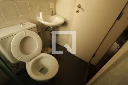 Apartamento à venda com 245m², 4 quartos e 3 vagasBanheiro de Serviço