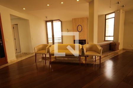 Apartamento à venda com 245m², 4 quartos e 3 vagasSala