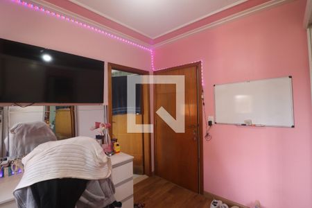 Casa à venda com 705m², 4 quartos e 8 vagasQuarto 2 