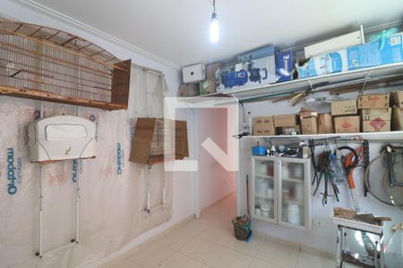 Casa à venda com 705m², 4 quartos e 8 vagasDepósito