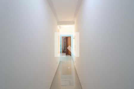 Casa à venda com 705m², 4 quartos e 8 vagasCorredor