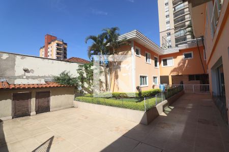 Casa à venda com 705m², 4 quartos e 8 vagasQuintal 