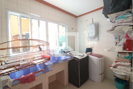 Casa à venda com 705m², 4 quartos e 8 vagasÁrea de Serviço