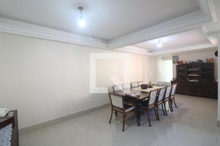 Casa à venda com 705m², 4 quartos e 8 vagasSala de Jantar