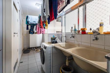 Apartamento à venda com 126m², 3 quartos e 1 vagaÁrea de Serviço