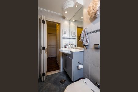 Apartamento à venda com 126m², 3 quartos e 1 vagaBanheiro