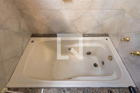 Apartamento à venda com 126m², 3 quartos e 1 vagaBanheiro da Suíte