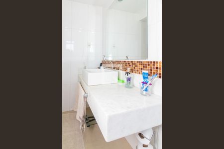 Apartamento à venda com 166m², 4 quartos e 4 vagasBanheiro