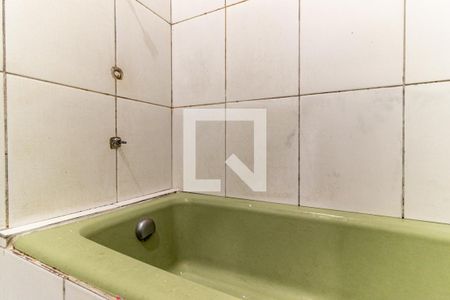 Apartamento à venda com 58m², 2 quartos e sem vagaBanheiro - Banheira