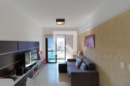 Salas de apartamento à venda com 1 quarto, 73m² em Cambuí, Campinas