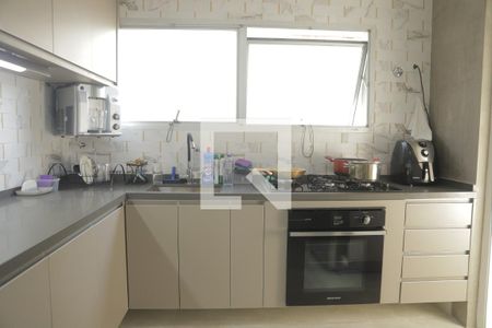 Apartamento à venda com 140m², 4 quartos e 2 vagasCozinha