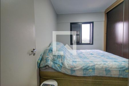 Quarto 1 de apartamento à venda com 3 quartos, 145m² em Vila Firmiano Pinto, São Paulo