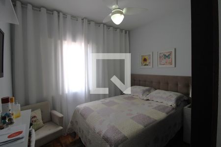 Casa à venda com 120m², 3 quartos e 2 vagasSuíte