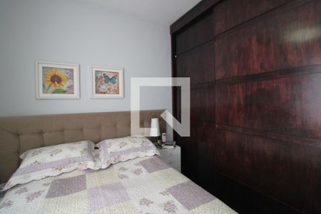 Casa à venda com 120m², 3 quartos e 2 vagasSuíte