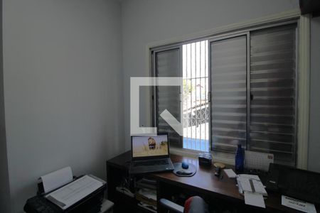 Casa à venda com 120m², 3 quartos e 2 vagasQuarto 2