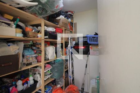 Casa à venda com 120m², 3 quartos e 2 vagasQuarto da edícula