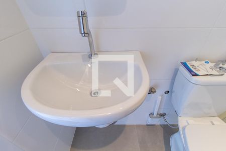 Studio para alugar com 19m², 1 quarto e sem vagaDetalhe do banheiro