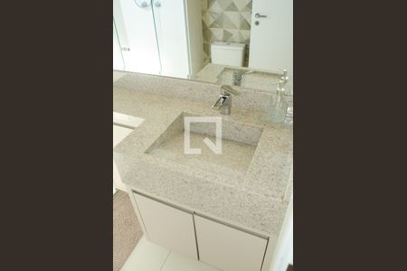 Apartamento para alugar com 103m², 3 quartos e 2 vagas Apartamento para alugar com 103m², 3 quartos e 2 vagasBanheiro