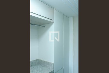 Apartamento para alugar com 103m², 3 quartos e 2 vagas Apartamento para alugar com 103m², 3 quartos e 2 vagasLavanderia