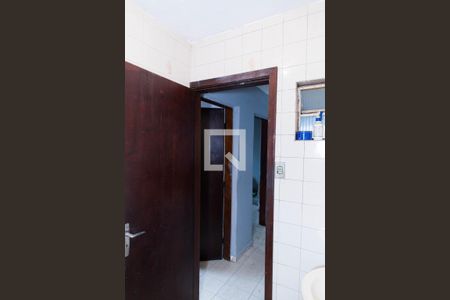 Casa à venda com 210m², 3 quartos e 2 vagasBanheiro