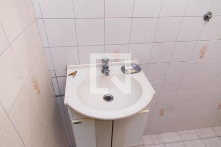 Casa à venda com 210m², 3 quartos e 2 vagasBanheiro