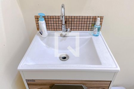 Casa à venda com 150m², 4 quartos e 2 vagasBanheiro