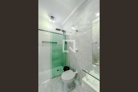 Casa à venda com 150m², 4 quartos e 2 vagasBanheiro da Suíte