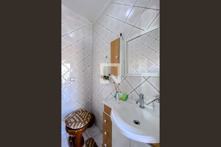 Casa à venda com 150m², 4 quartos e 2 vagasLavabo (Casa 2)