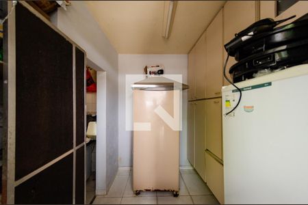 Casa à venda com 200m², 3 quartos e 2 vagasQuarto de serviço