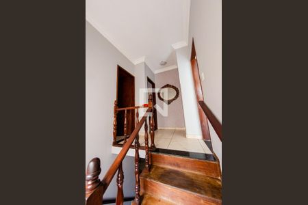 Casa à venda com 200m², 3 quartos e 2 vagasCorredor