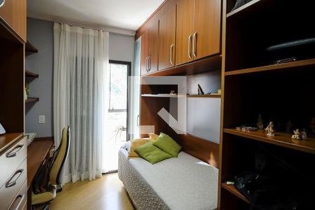 Apartamento à venda com 98m², 3 quartos e 3 vagasQuarto 