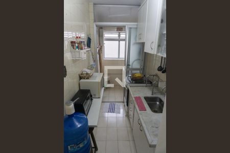 Apartamento para alugar com 65m², 2 quartos e 1 vagaCozinha e Área de Serviço