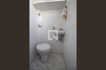 Apartamento à venda com 109m², 3 quartos e 1 vaga Apartamento à venda com 109m², 3 quartos e 1 vagaBanheiro de serviço